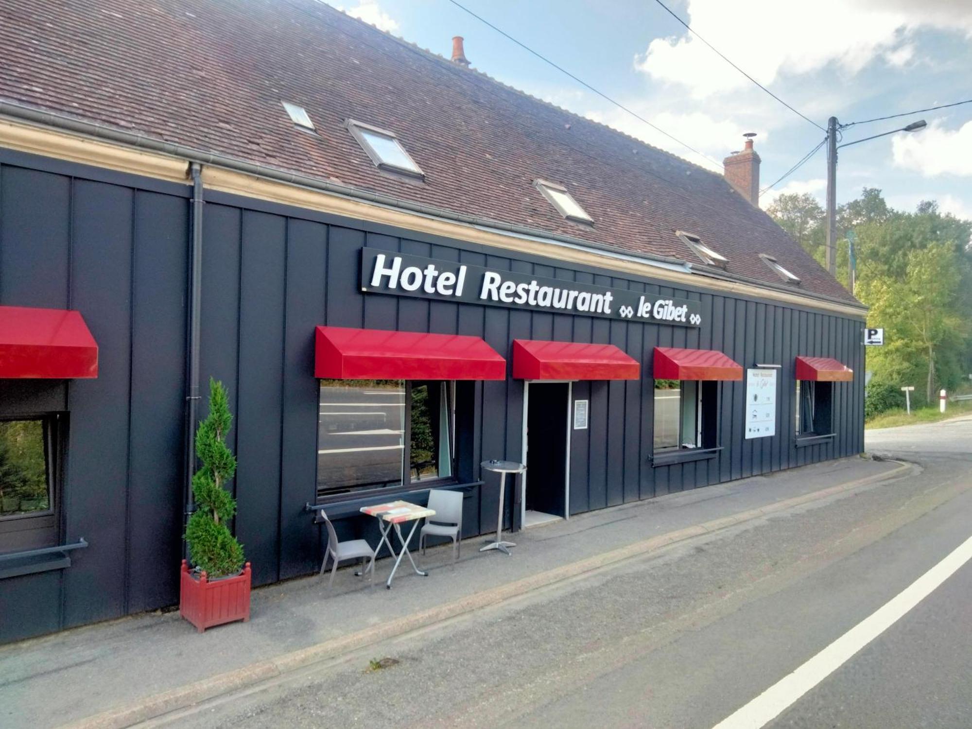 Hotel Restaurant Le Gibet Val-au-Perche Exterior foto